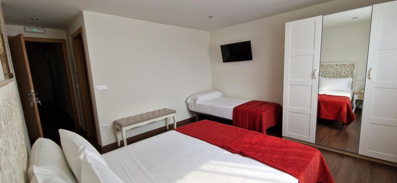 Hotel El Panorama 타피아 데 카사리에고 외부 사진