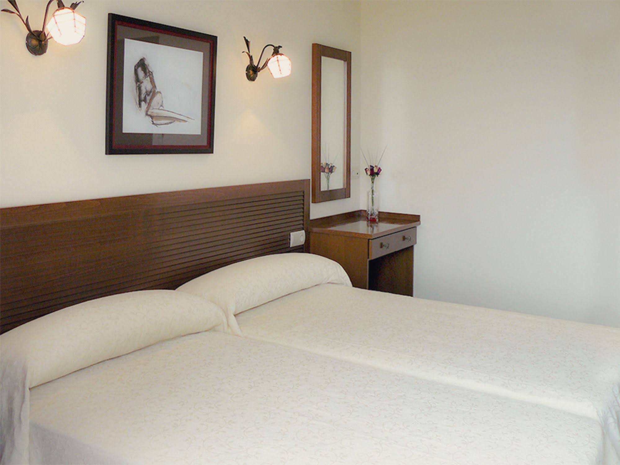 Hotel El Panorama 타피아 데 카사리에고 외부 사진